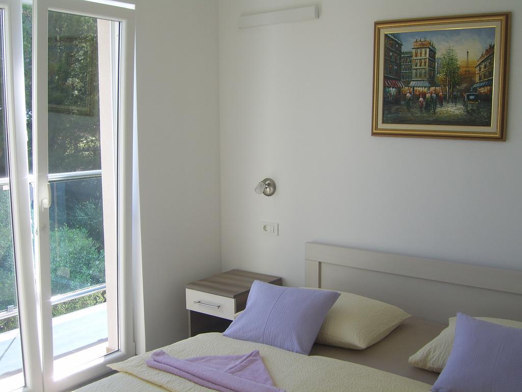 Apartments Villa Erik Rogoznica  Phòng bức ảnh