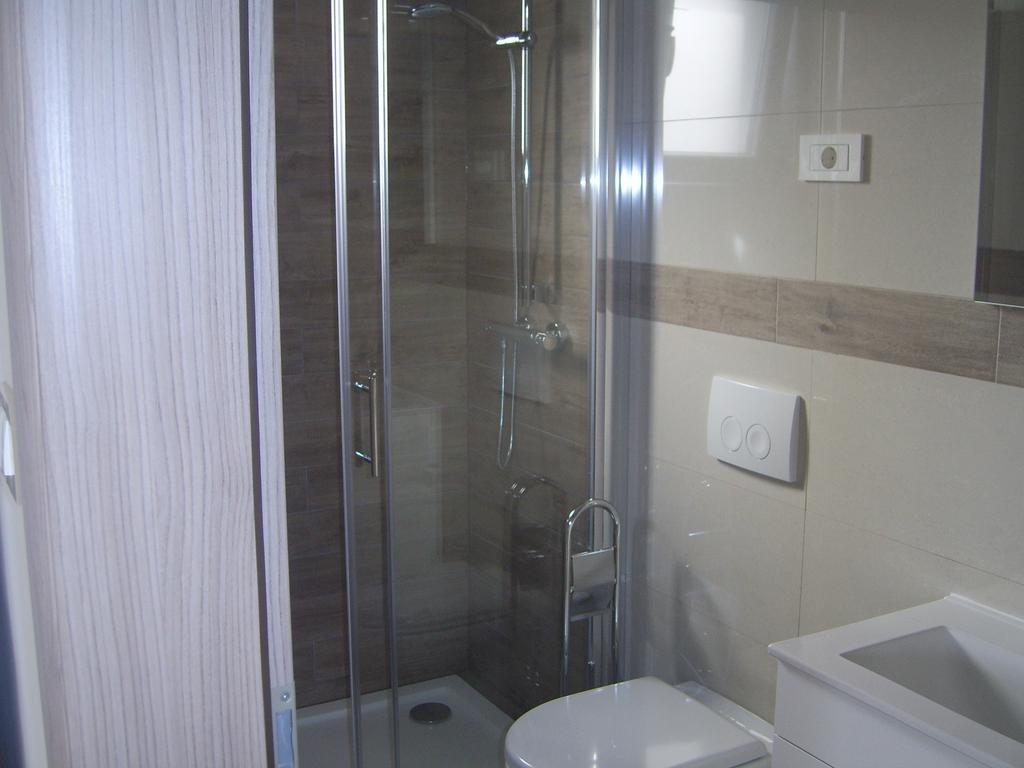 Apartments Villa Erik Rogoznica  Phòng bức ảnh