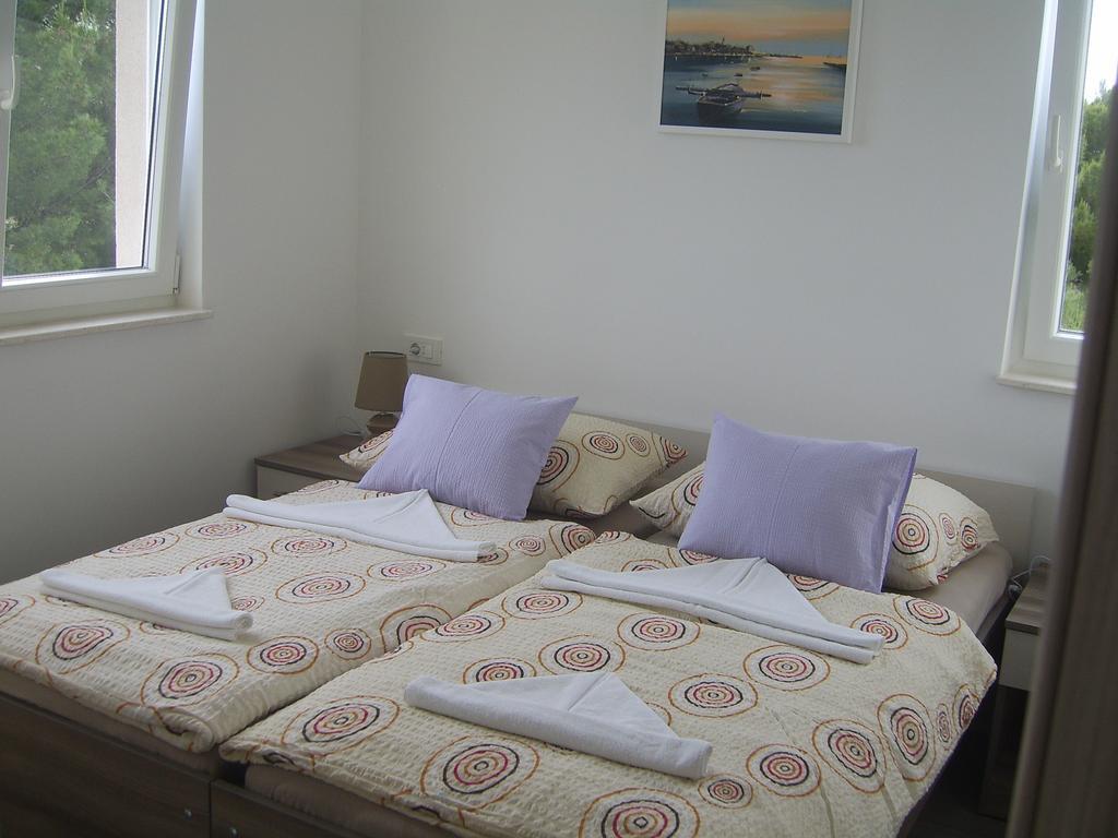 Apartments Villa Erik Rogoznica  Phòng bức ảnh